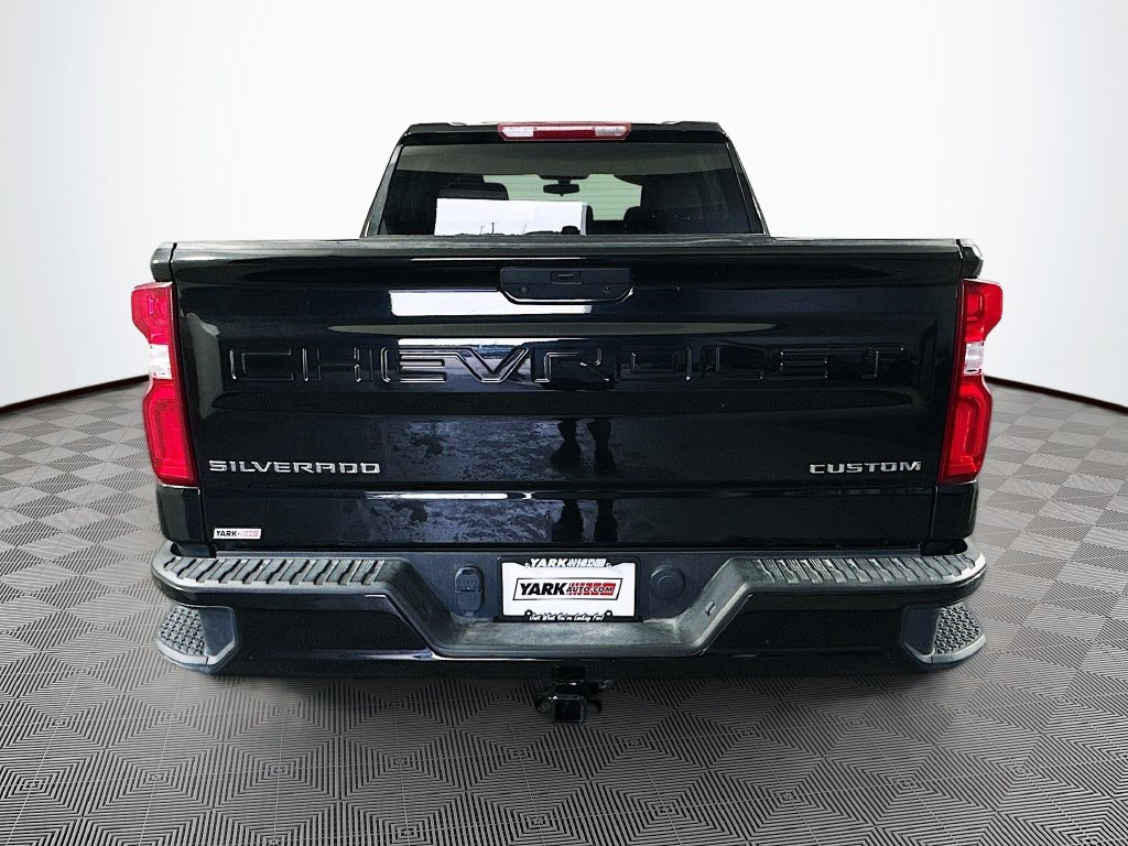 Used 2021 Chevrolet Silverado 1500 Custom AWD/4WD image 9