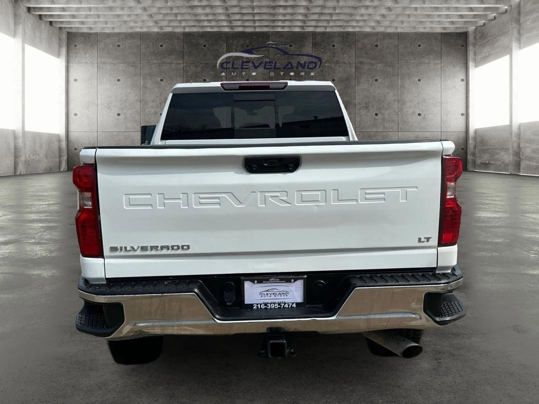 Used 2022 Chevrolet Silverado 3500 LT w/ Convenience Package AWD/4WD image 4