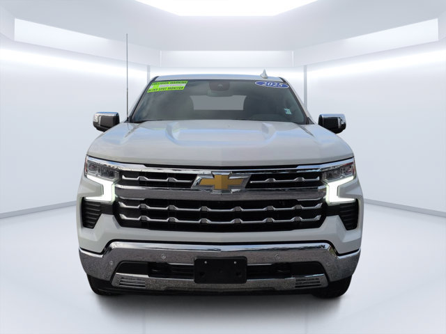 Used 2025 Chevrolet Silverado 1500 LTZ w/ LTZ Convenience Package II RWD image 8