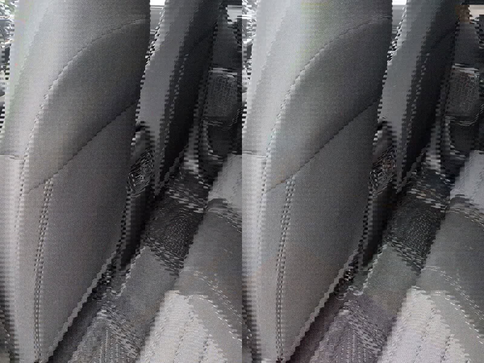 Used 2017 Honda CR-V LX image 18