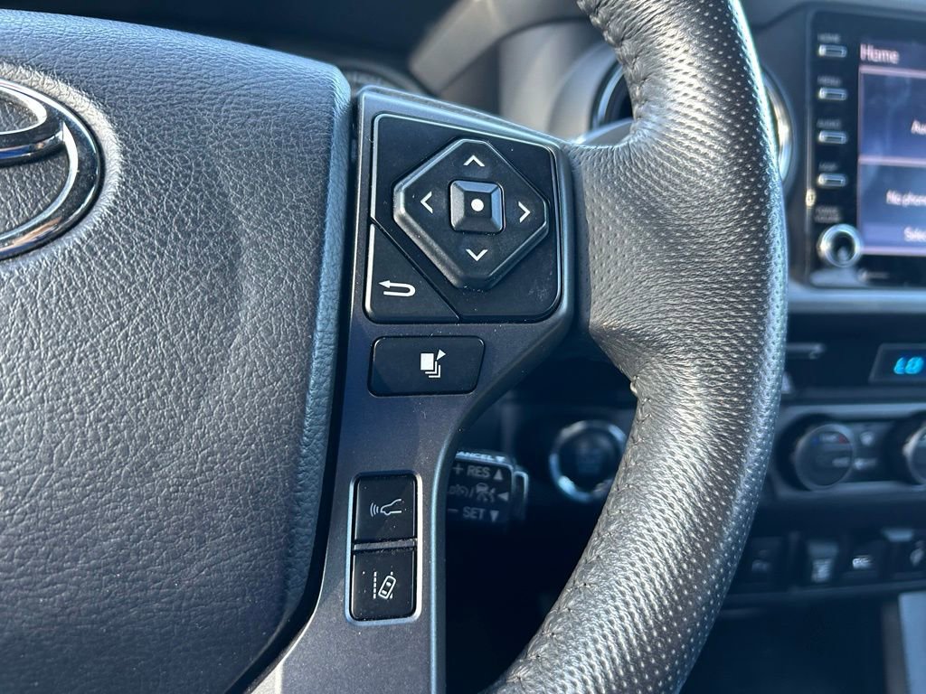 Used 2021 Toyota Tacoma TRD Sport w/ Technology Package image 19