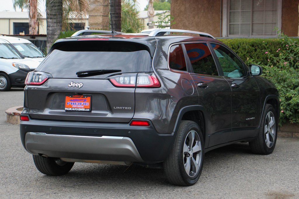 Used 2020 Jeep Cherokee Limited image 10