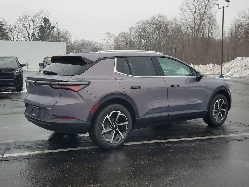 New 2026 Chevrolet Equinox EV LT FWD image 4