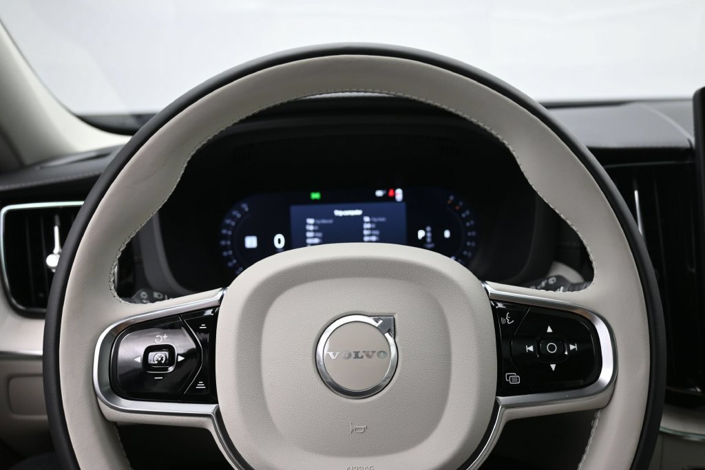 New 2027 Volvo XC60 B5 Ultra AWD/4WD image 10
