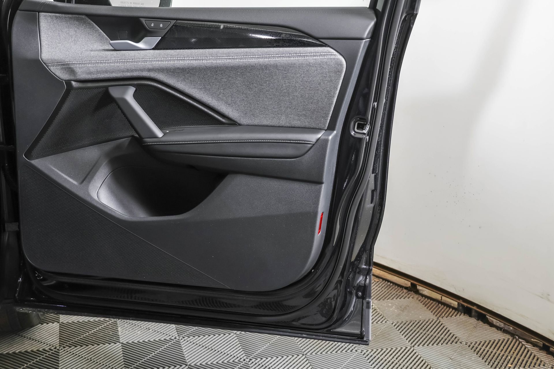 New 2026 Volkswagen Tiguan S AWD/4WD image 45
