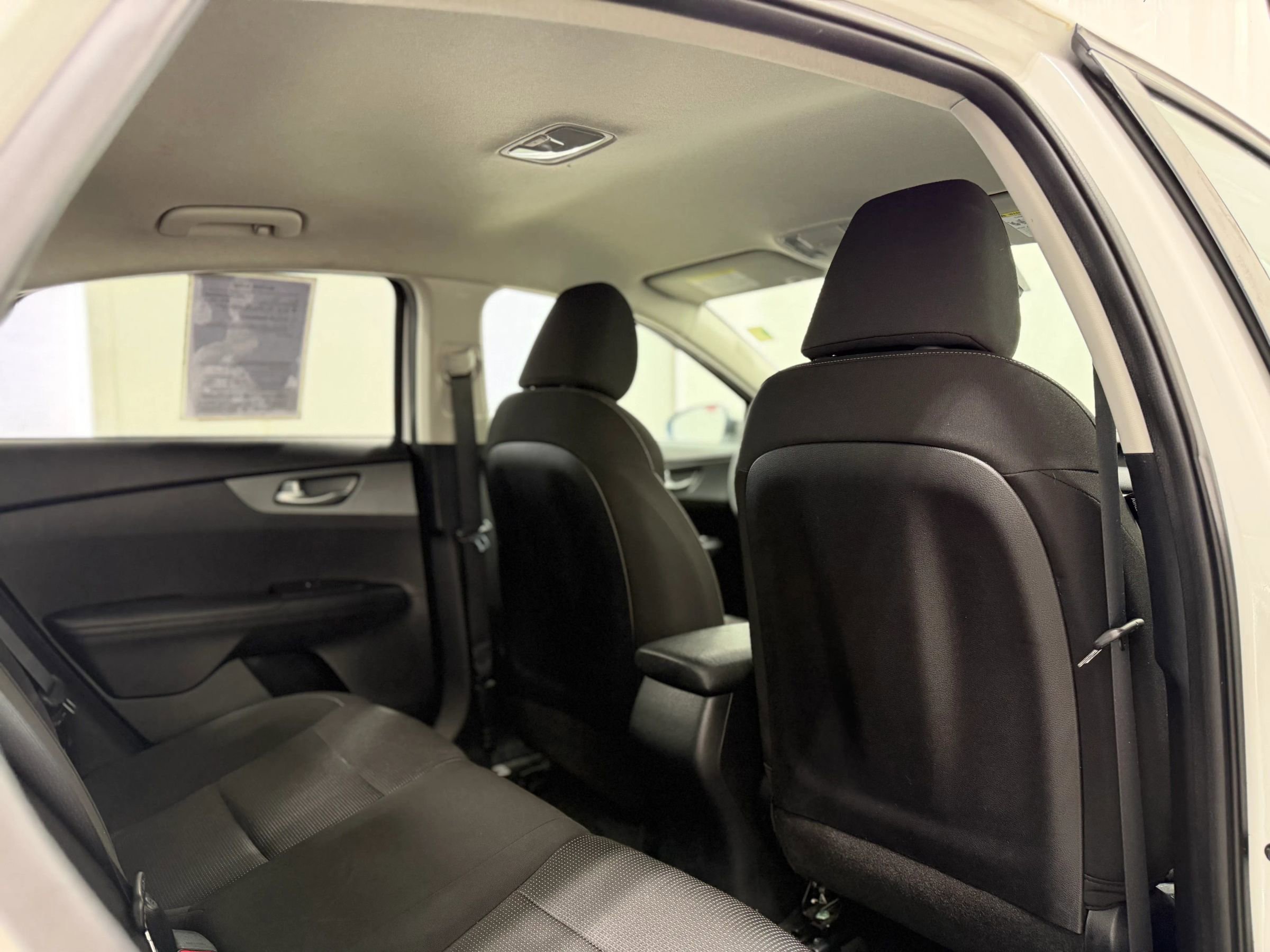 Used 2019 Kia Forte LXS image 27