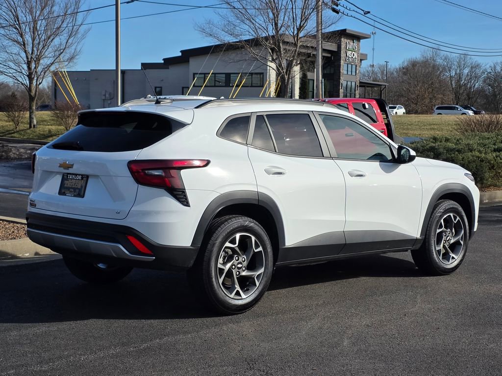 Used 2024 Chevrolet Trax LT image 5