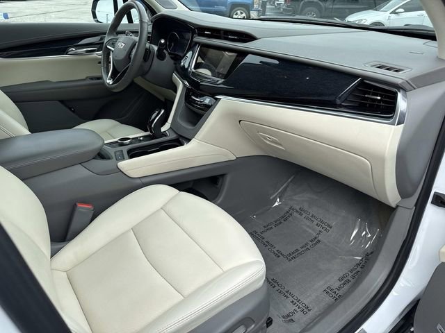 Used 2024 Cadillac XT6 Premium Luxury w/ LPO, Floor Liner Package AWD/4WD image 14