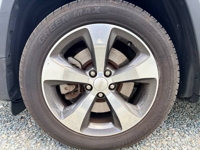 Used 2020 Jeep Cherokee Limited FWD image 5
