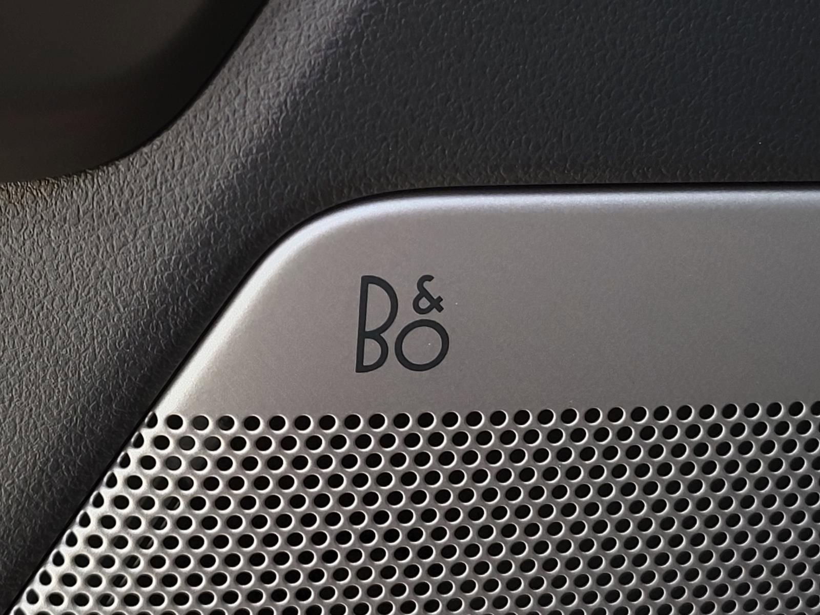 Used 2024 Ford F150 Lariat w/ Bed Utility Package image 17