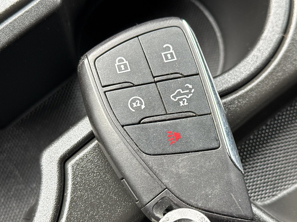 Used 2022 GMC Sierra 1500 SLE w/ X31 Off-Road Package image 37