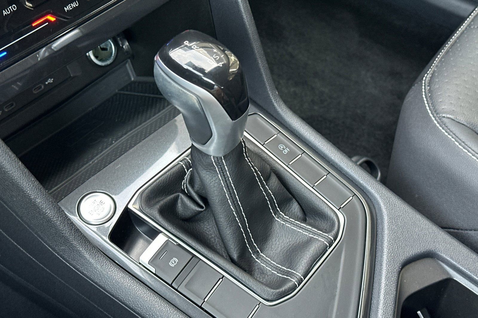 Used 2023 Volkswagen Tiguan SE FWD image 22