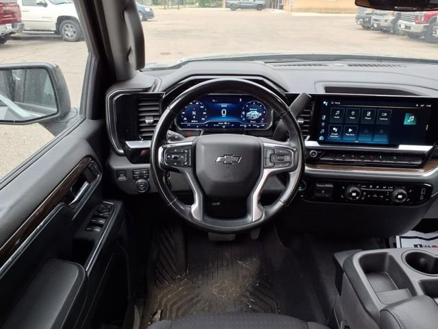 Used 2023 Chevrolet Silverado 1500 RST image 15