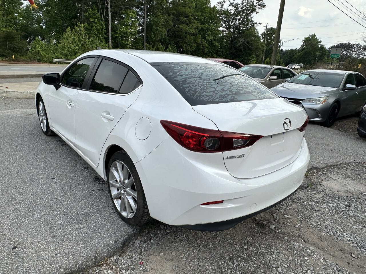 Used 2017 MAZDA MAZDA3 Touring FWD image 7