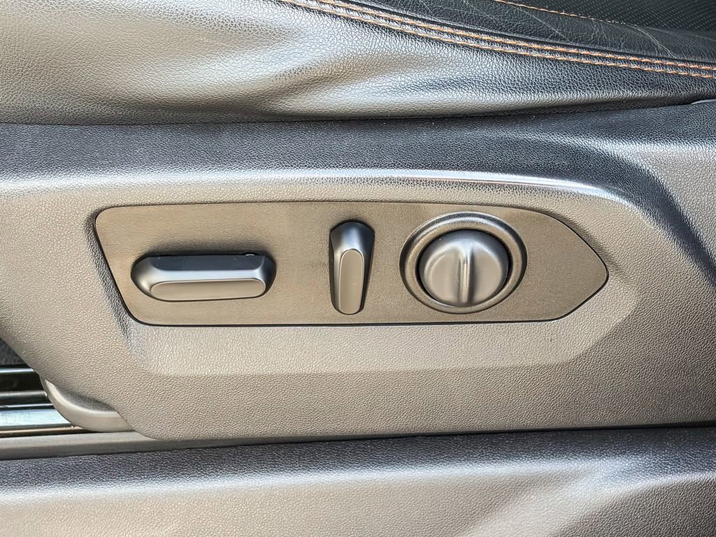 Used 2020 GMC Sierra 1500 AT4 w/ AT4 Premium Package image 46