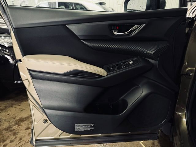 Used 2024 Subaru Ascent Premium w/ Convenience Package image 12