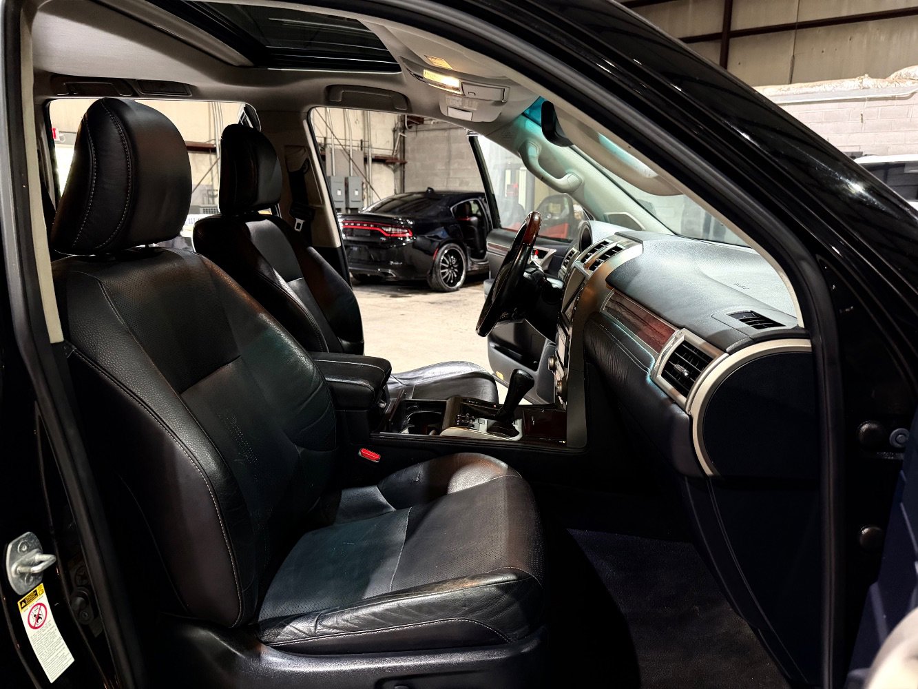 Used 2016 Lexus GX 460 w/ Premium Package AWD/4WD image 26