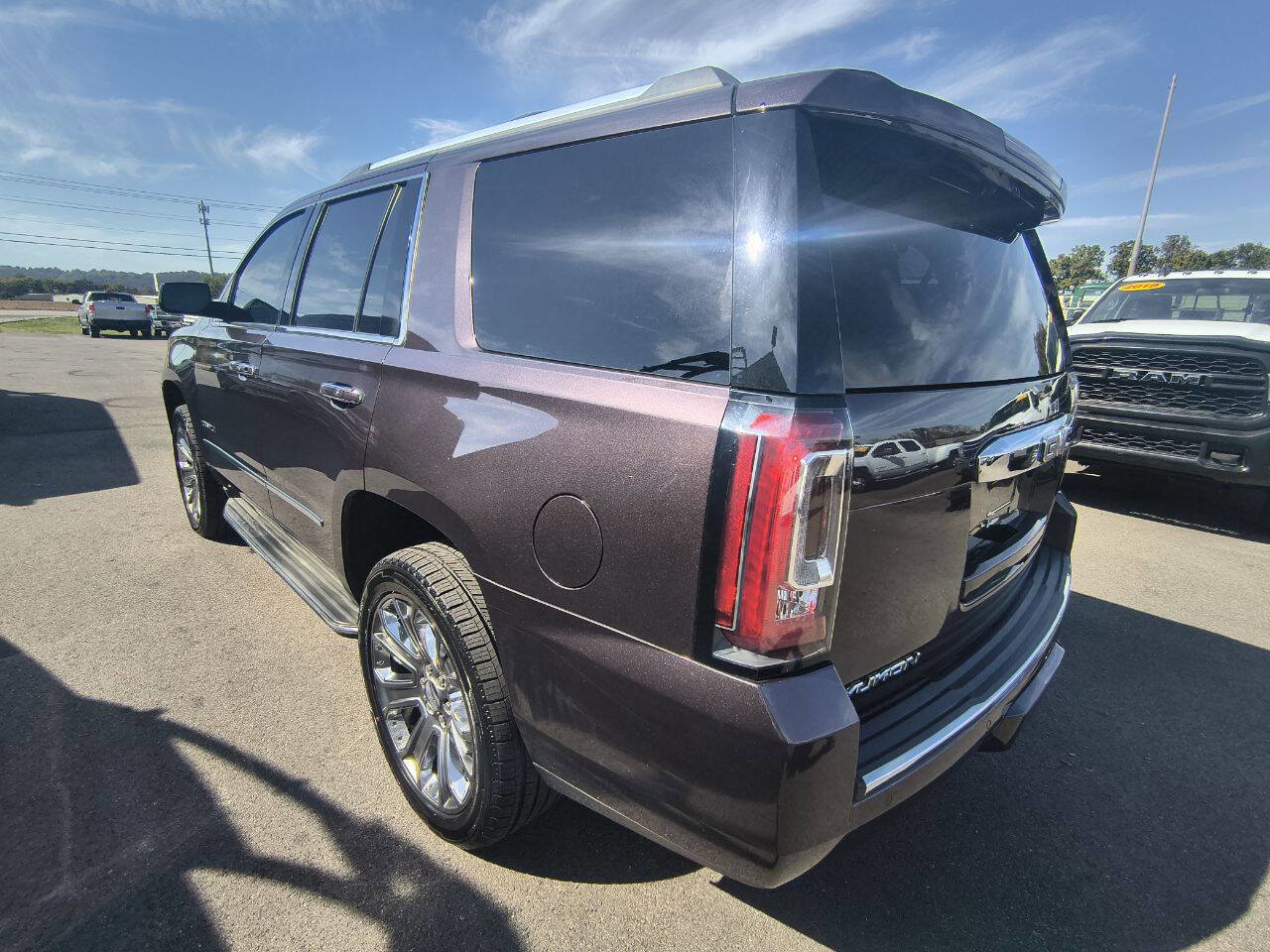 Used 2015 GMC Yukon Denali w/ Touring Package image 8