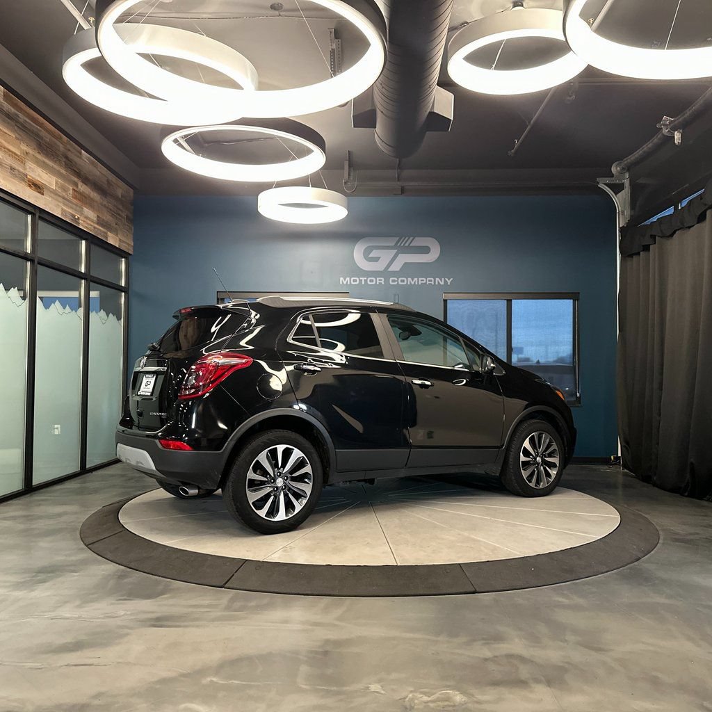 Used 2020 Buick Encore Essence AWD/4WD image 3