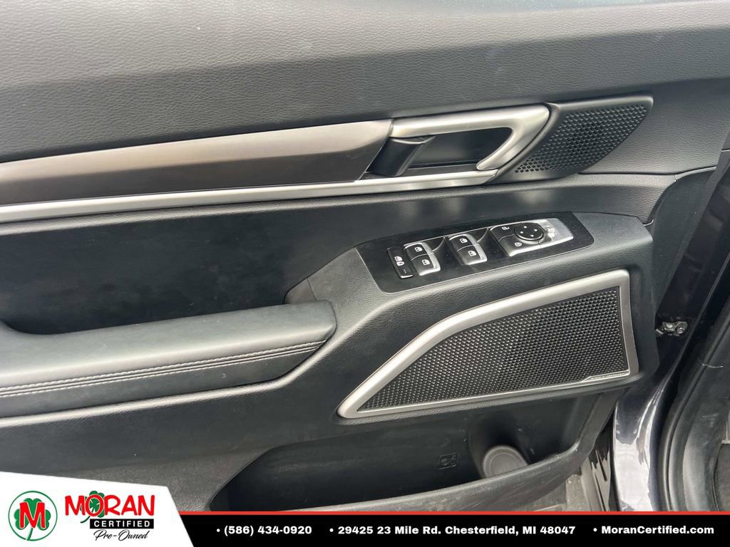 Used 2025 Kia Telluride S AWD/4WD image 15