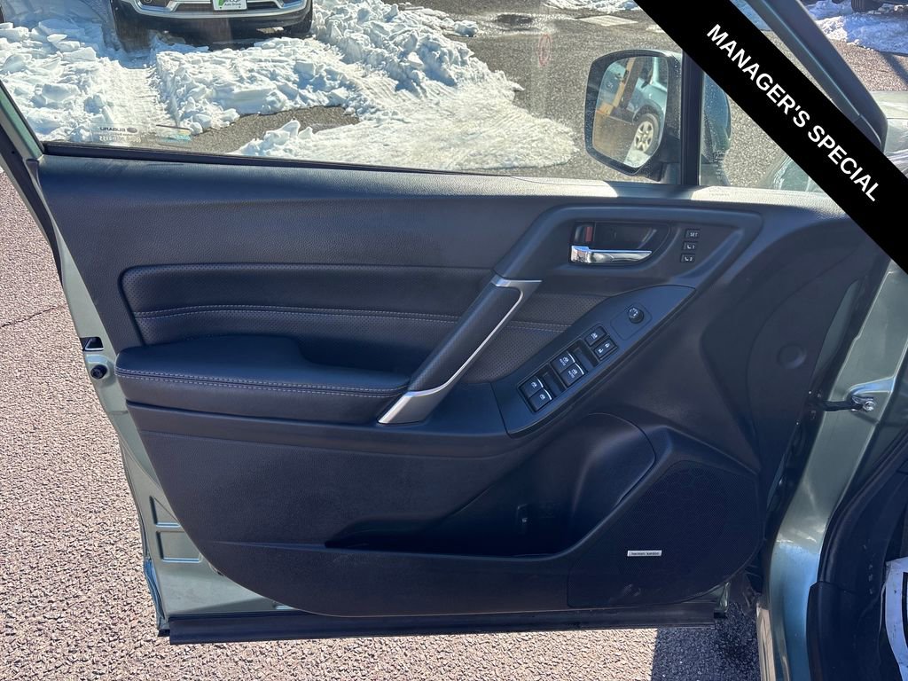 Used 2017 Subaru Forester 2.5i Touring AWD/4WD image 14