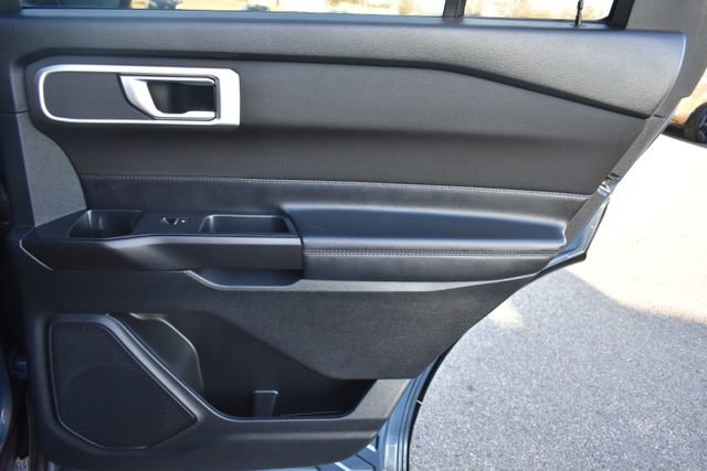 Used 2020 Ford Explorer XLT w/ Comfort Package image 44
