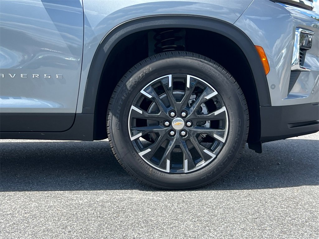 New 2026 Chevrolet Traverse LT w/ Enhanced Driving Package image 6