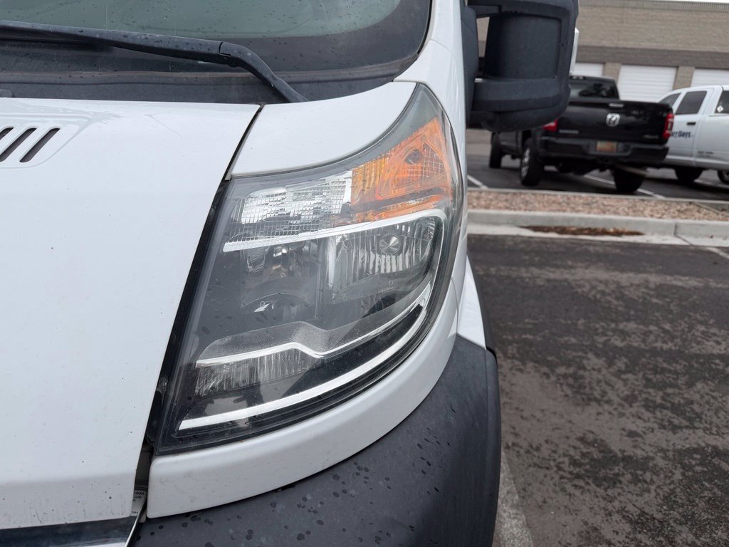 Used 2020 RAM ProMaster 2500 w/ Premium Appearance Group FWD image 5