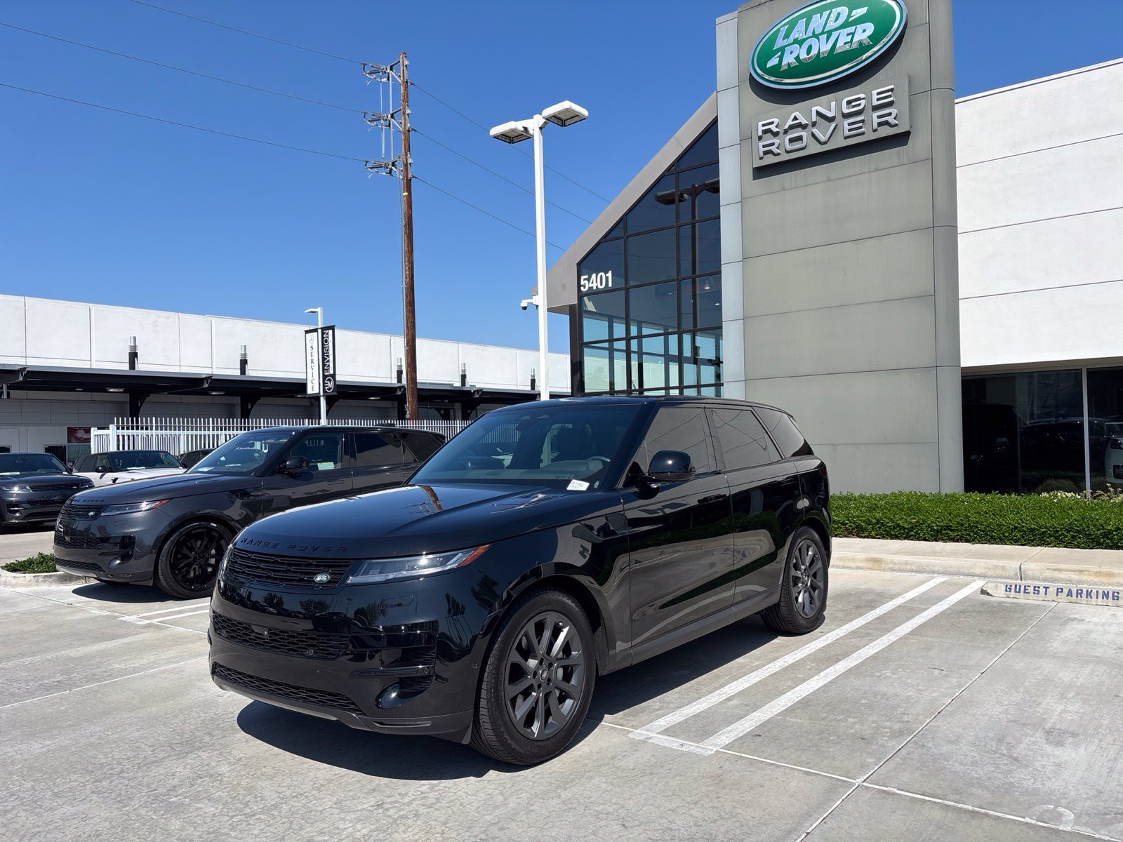 Used 2024 Land Rover Range Rover Sport SE