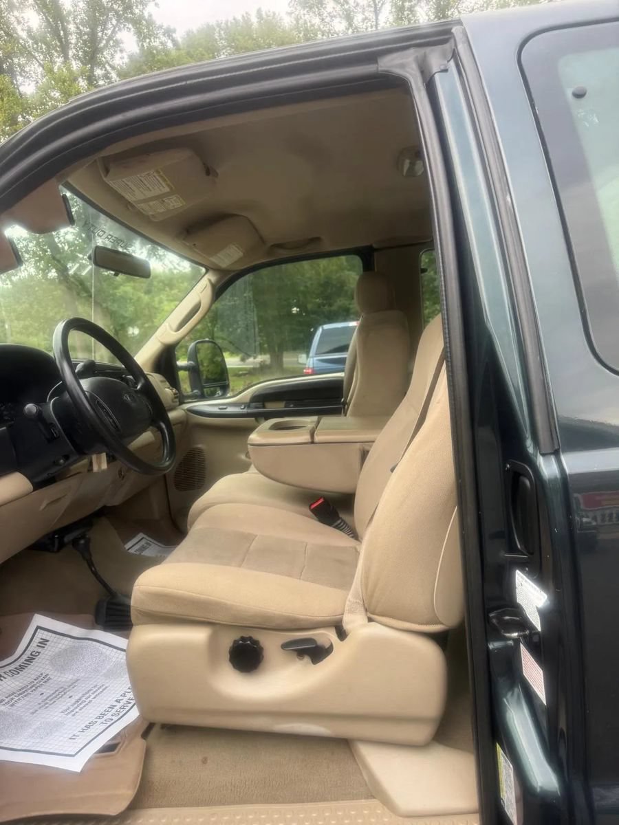 Used 2005 Ford F350 XLT AWD/4WD image 11