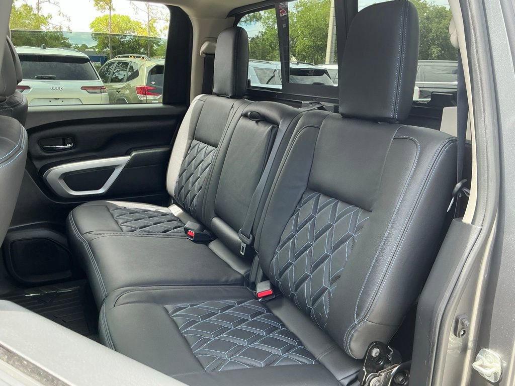 Used 2021 Nissan Titan SV w/ SV Convenience Package RWD image 35