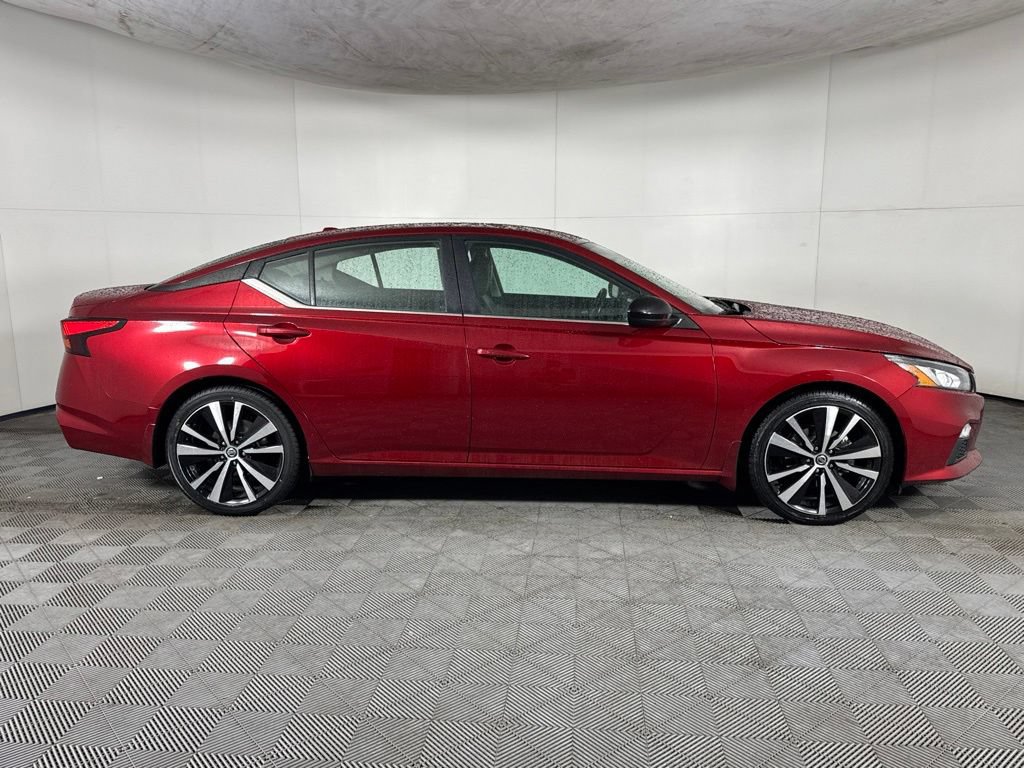 Used 2020 Nissan Altima 2.5 SR FWD image 6