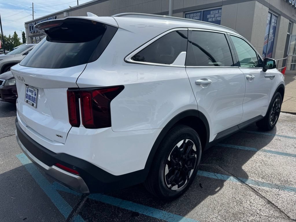 Used 2024 Kia Sorento S w/ Panoramic Sunroof Package AWD/4WD image 5