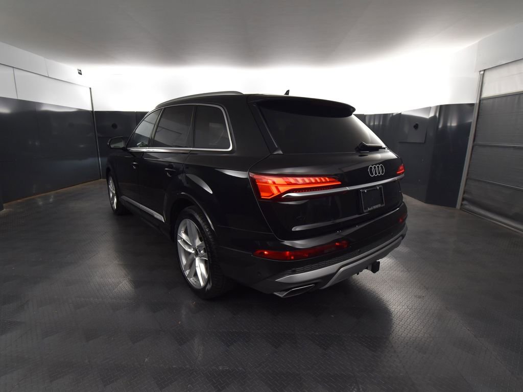 New 2025 Audi Q7 3.0T Premium Plus image 3