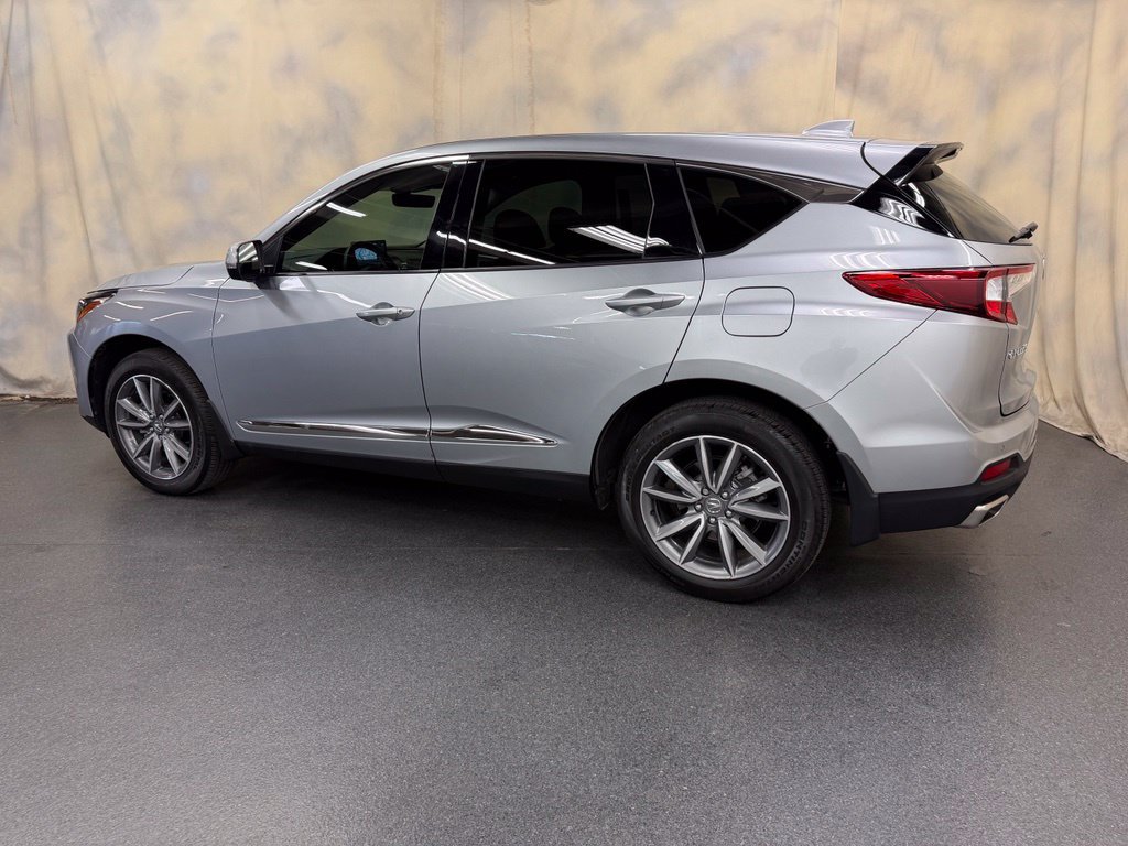 Used 2023 Acura RDX w/ Technology Package AWD/4WD image 4