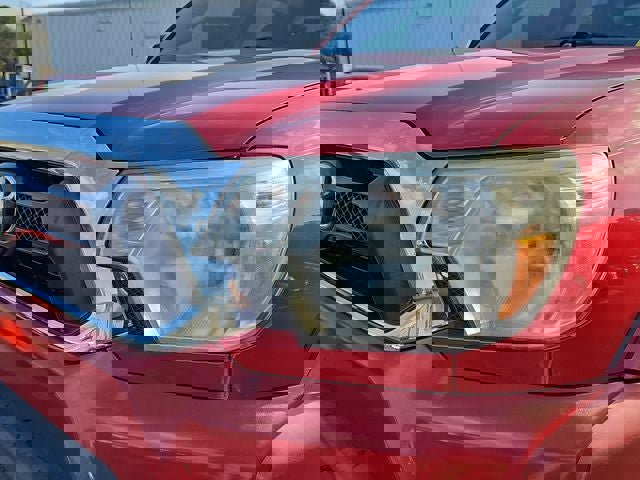 Used 2013 Toyota Tacoma PreRunner image 30