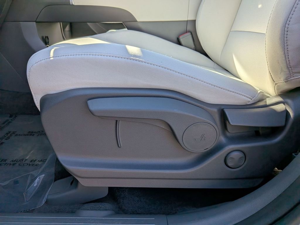 New 2026 Hyundai Santa Fe SE FWD image 17