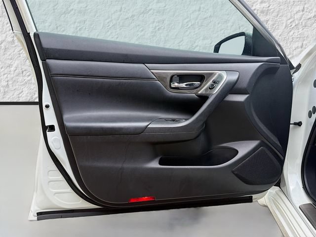 Used 2015 Nissan Altima 3.5 SL FWD image 20
