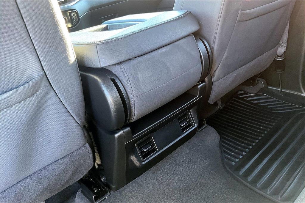 Used 2024 Chevrolet Silverado 2500 LT image 33