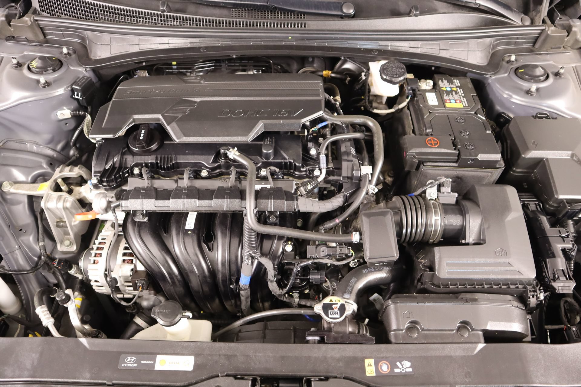 Used 2024 Hyundai Elantra SE FWD image 18