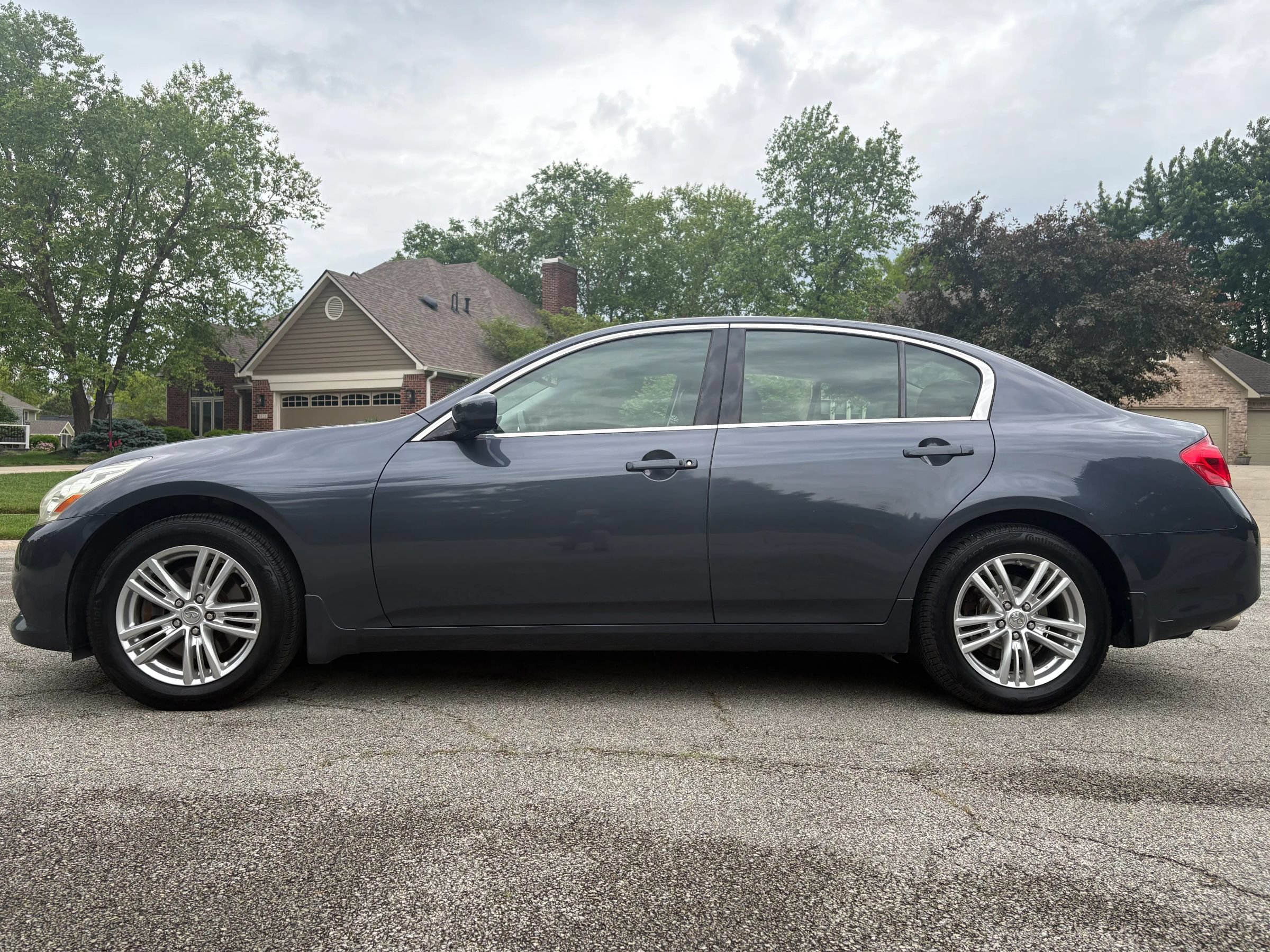 Used 2012 INFINITI G25 x AWD/4WD image 3