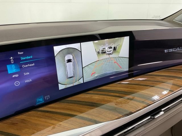 Certified 2025 Cadillac Escalade ESV Premium Luxury Platinum AWD/4WD image 10