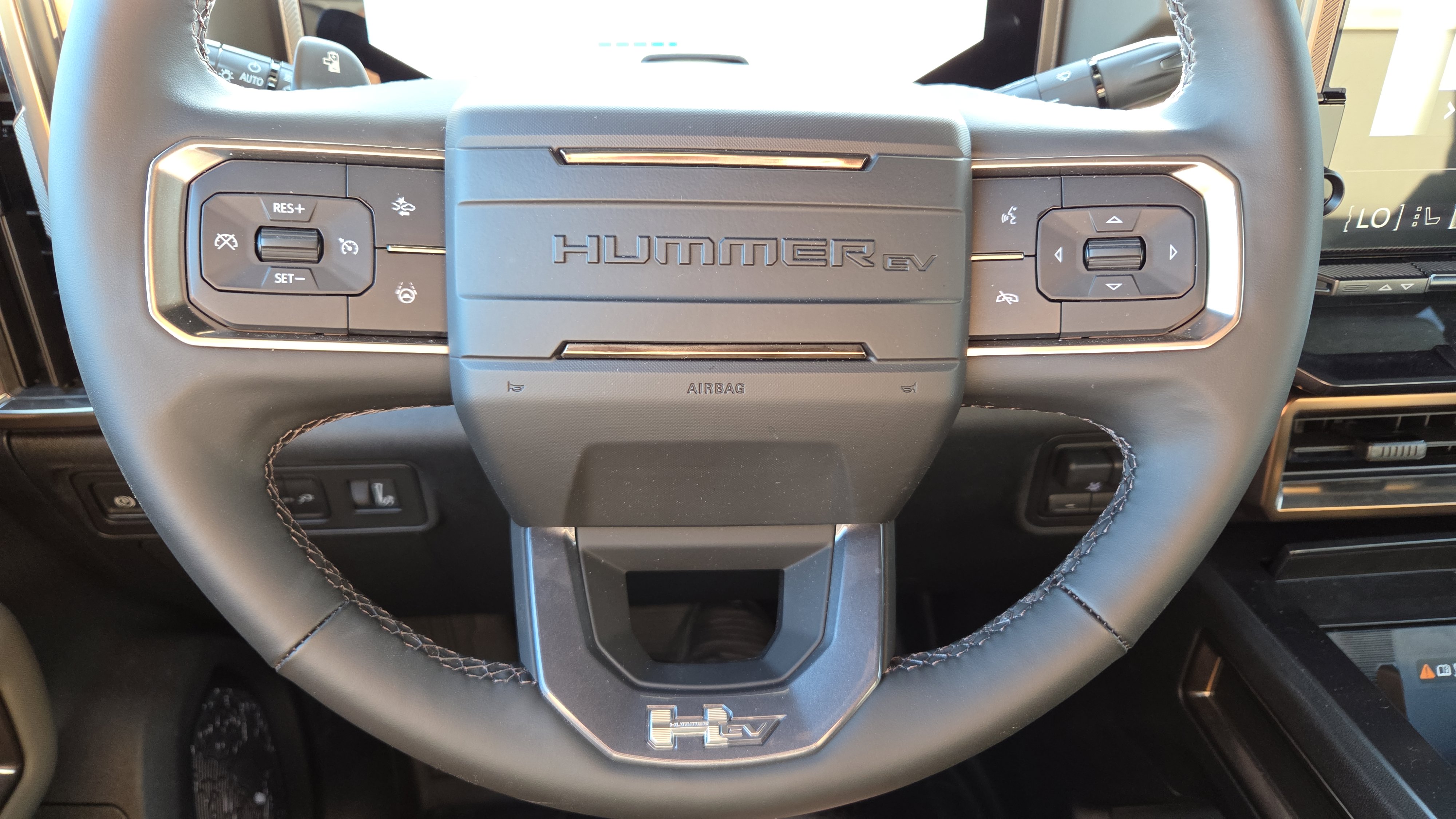 New 2025 GMC Hummer EV 3X AWD/4WD image 14