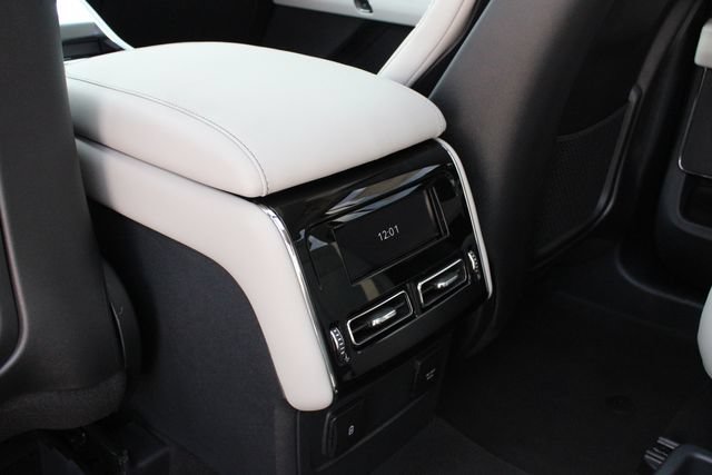 New 2026 Lincoln Aviator AWD image 23