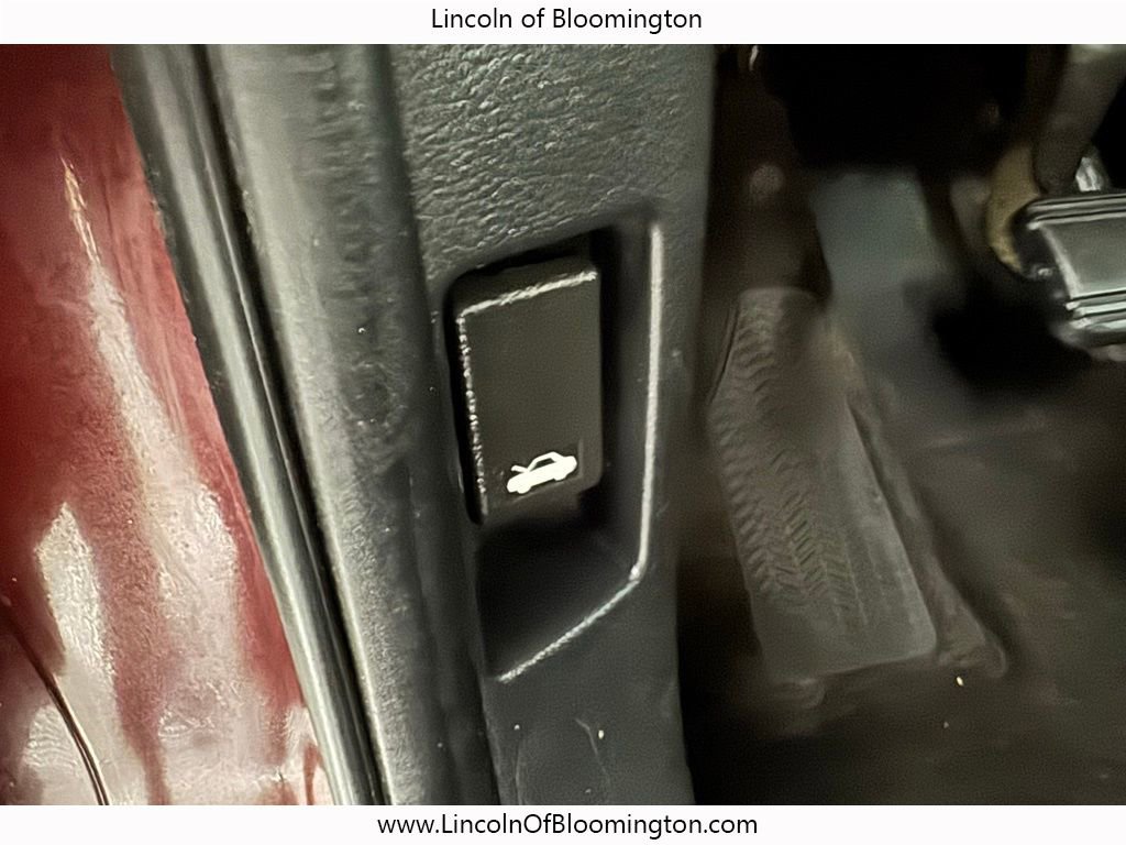 Used 2019 Honda Pilot Elite image 36