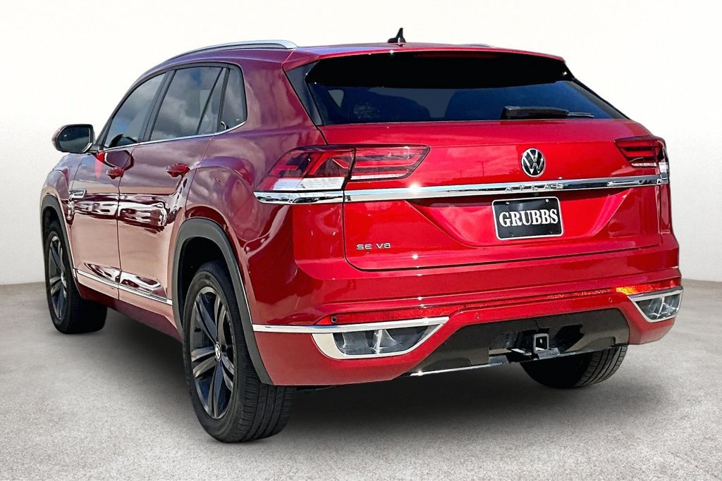 Used 2021 Volkswagen Atlas Cross Sport SE w/ Panoramic Sunroof Package FWD image 14