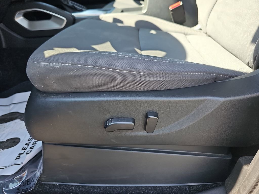 Used 2024 Nissan Frontier SV w/ SV Convenience Package image 31