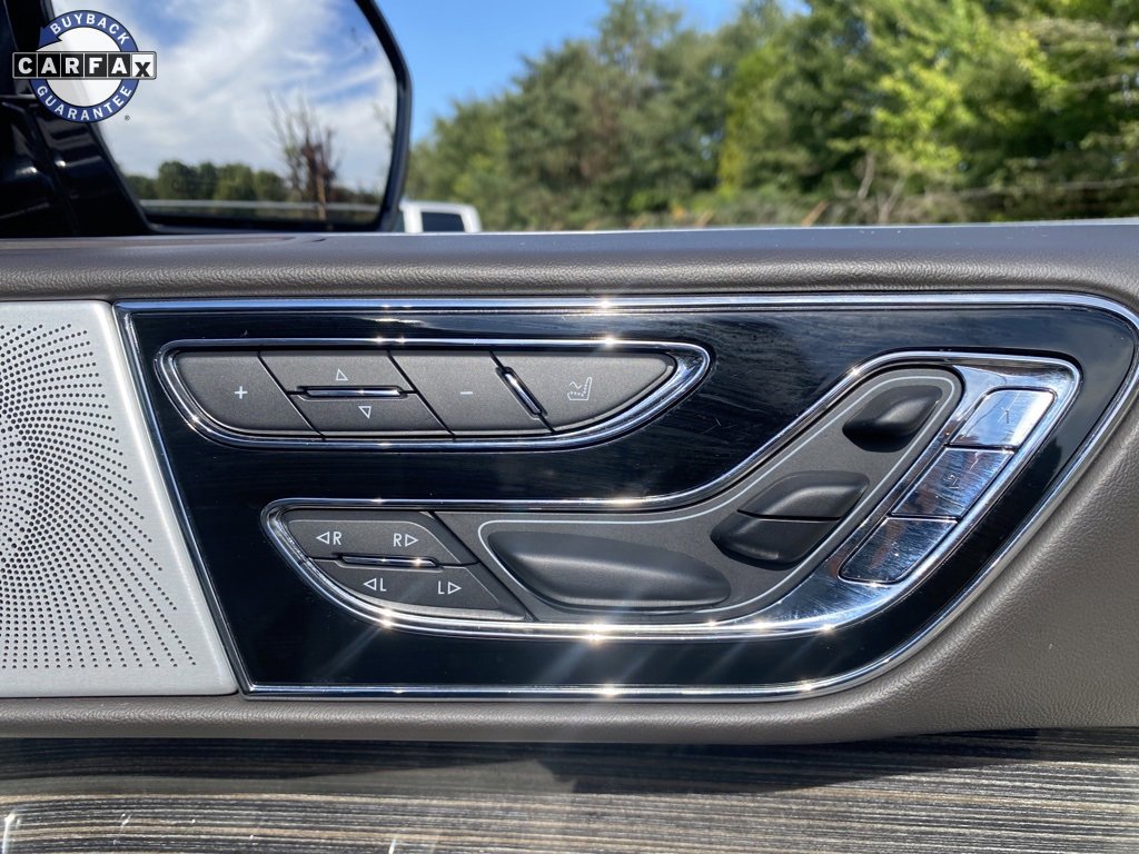 Used 2021 Lincoln Navigator Black Label w/ Cargo Convenience Package image 17