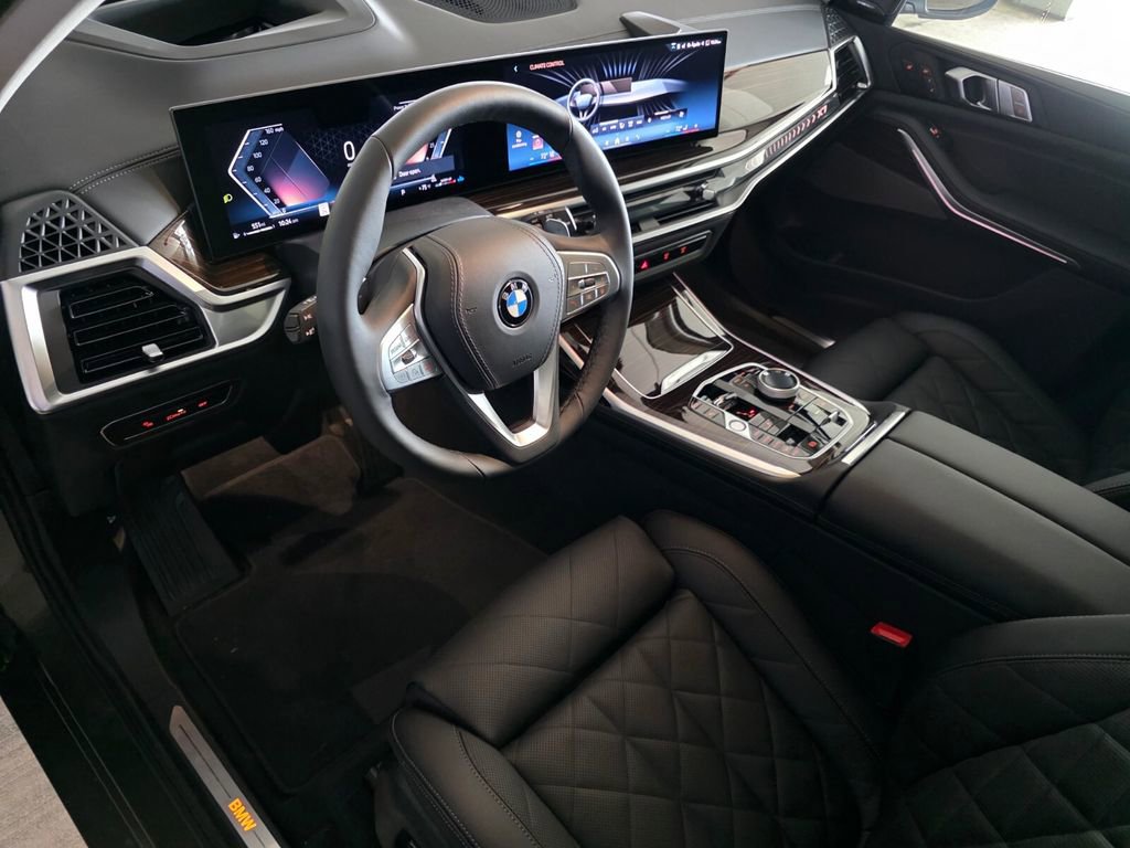New 2026 BMW X7 xDrive40i image 8