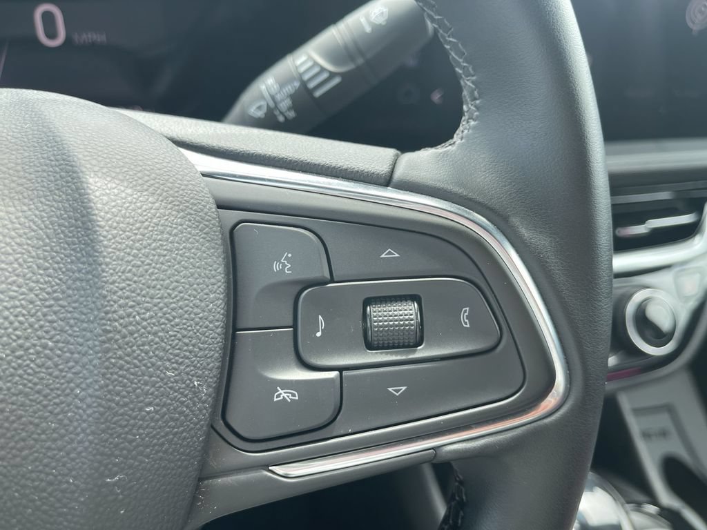 Used 2024 Buick Envista Sport Touring w/ Convenience II Package FWD image 21